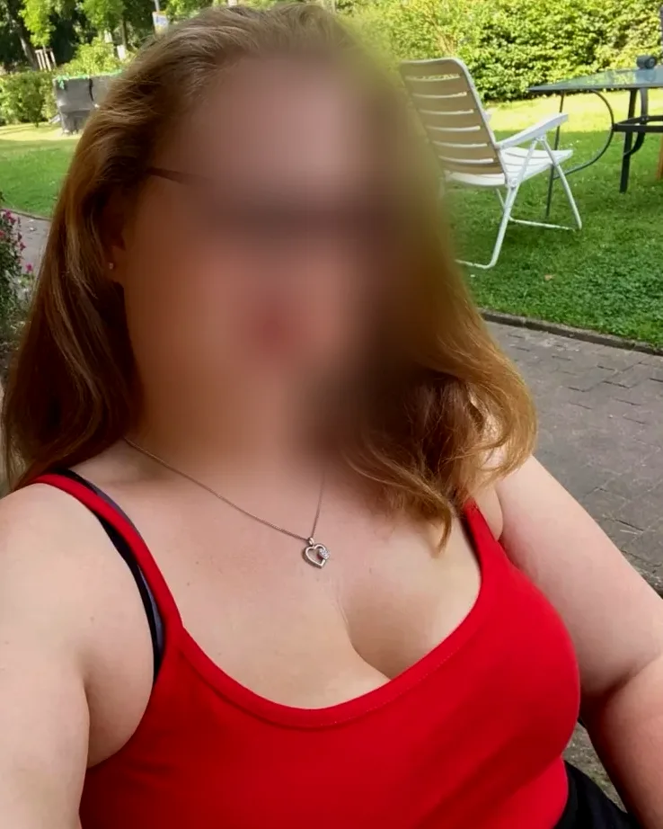 Anna, 29