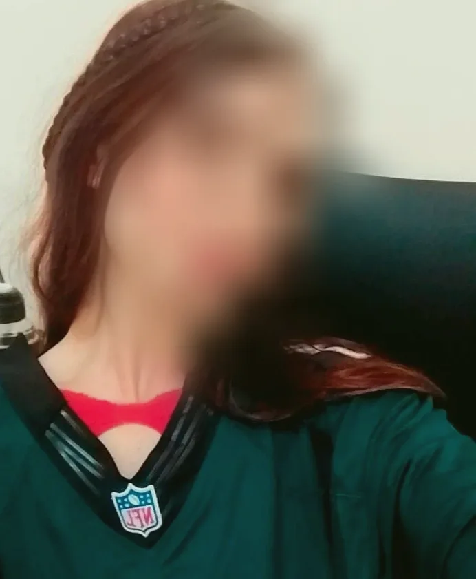 Isabell, 26